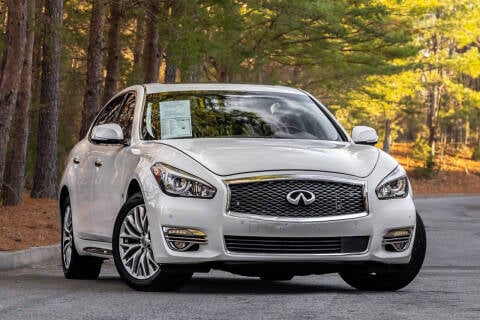 2015 Infiniti Q70L