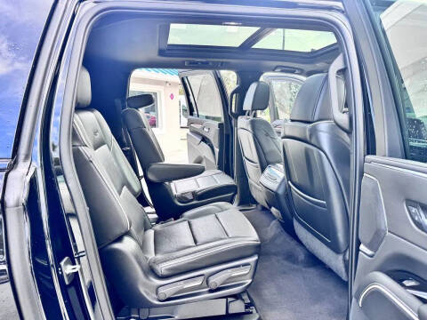 2023 Cadillac Escalade ESV Premium Luxury