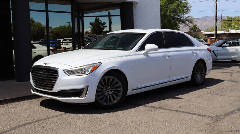 2017 Genesis G90