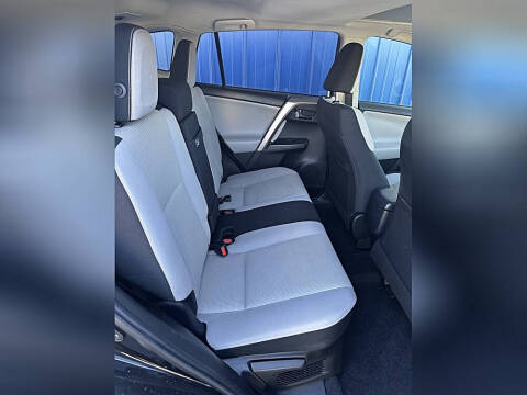 2016 Toyota RAV4 Hybrid XLE