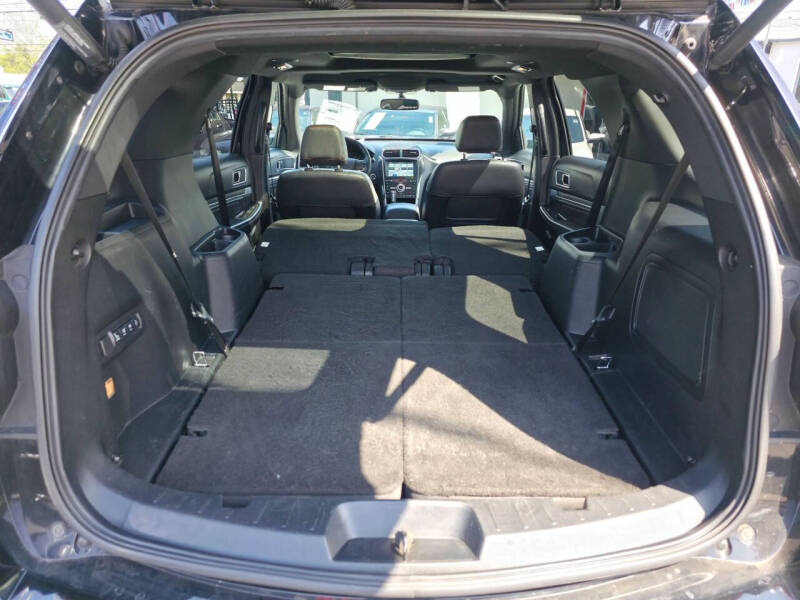 2017 Ford Explorer Sport