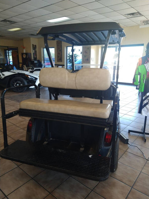 2015 E-Z-GO Electric Golf Cart
