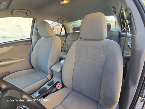 2012 Toyota Corolla LE