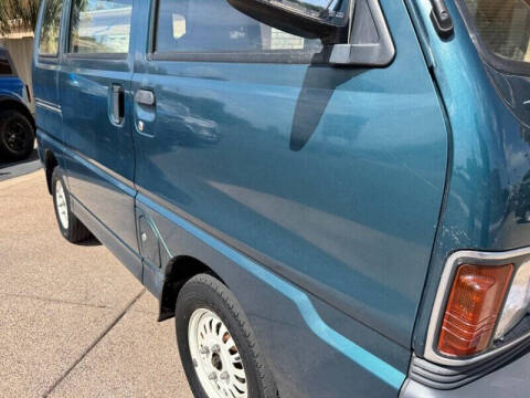 1997 Mitsubishi Minicab VX