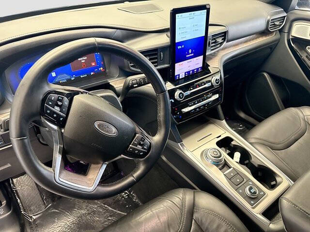 2022 Ford Explorer Platinum