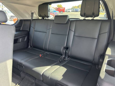 2023 Toyota Sequoia SR5