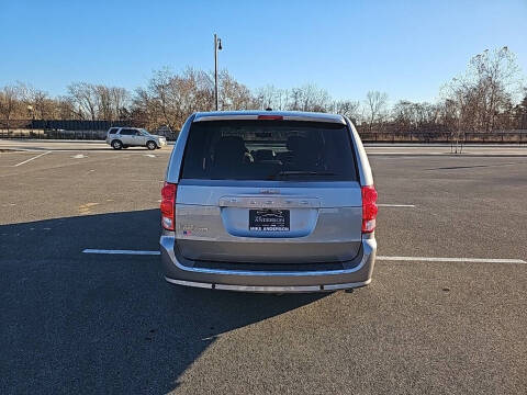 2014 Dodge Grand Caravan SE