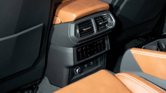 2024 Lamborghini Urus S