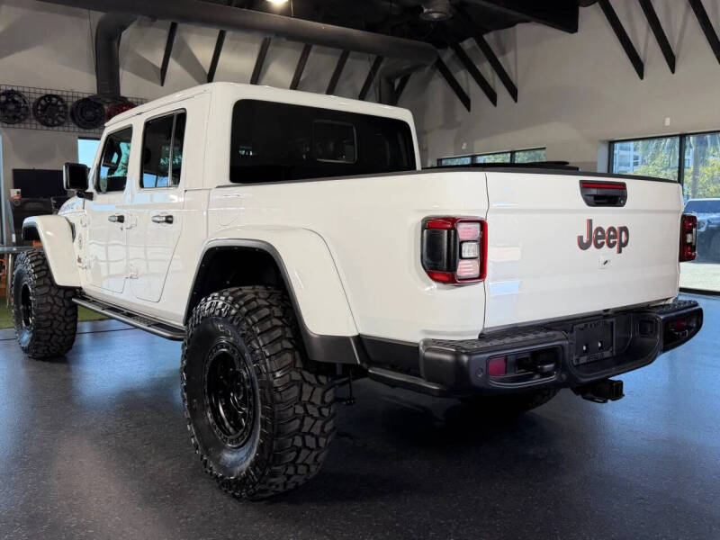 2024 Jeep Gladiator