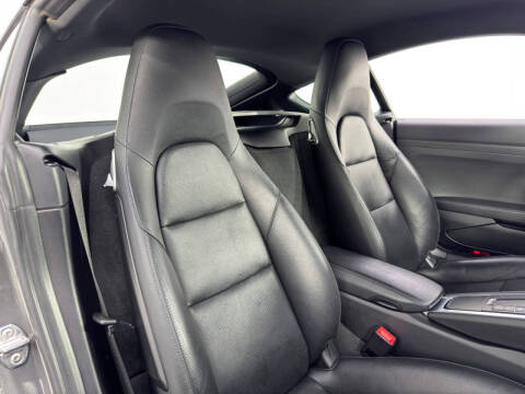 2019 Porsche 718 Cayman S