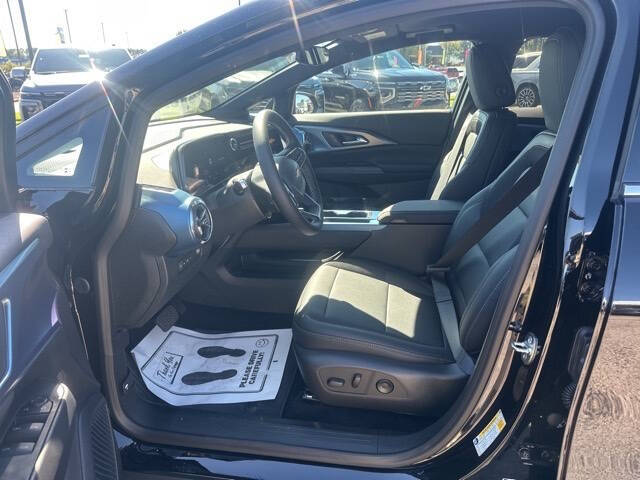 2026 Chevrolet Equinox EV LT 2