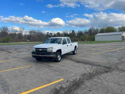 2006 Chevrolet Silverado 2500HD for sale at Caruzin Motors in Flint MI