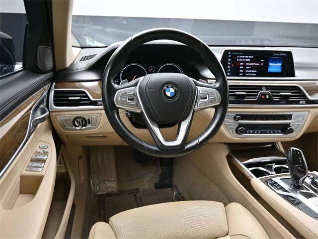2018 BMW 7 Series 740i