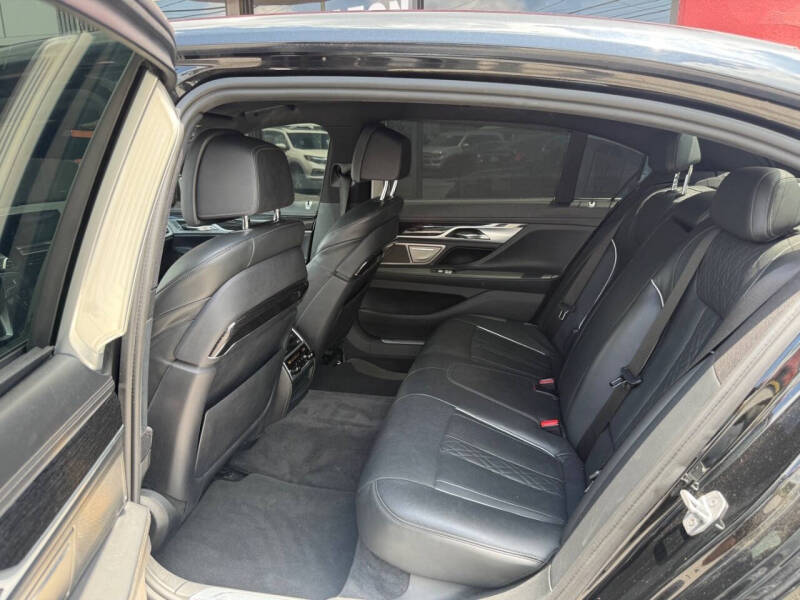 2018 BMW 7 Series 750i xDrive