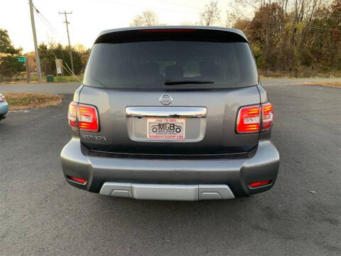 2017 Nissan Armada SV