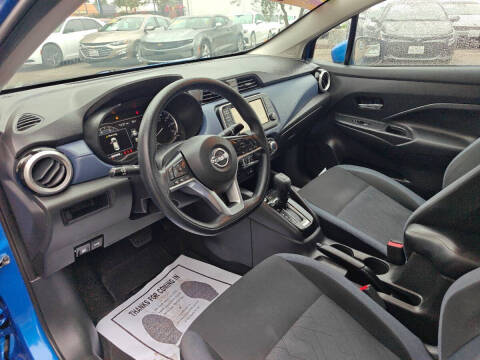 2023 Nissan Versa SV