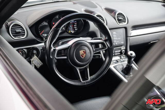 2017 Porsche 718 Cayman