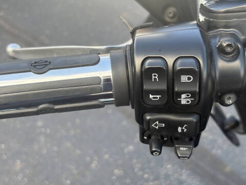 2014 Harley-Davidson FLHTCUTG