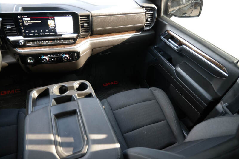 2023 GMC Sierra 1500