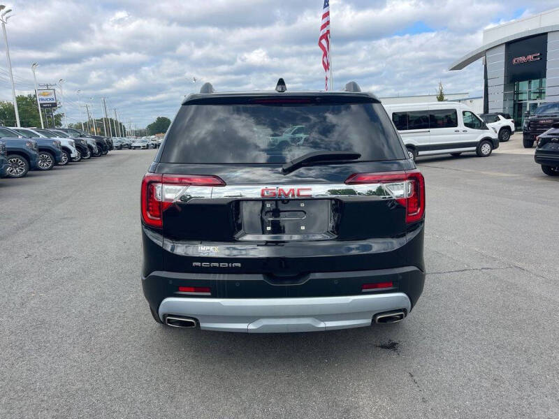 2023 GMC Acadia SLE