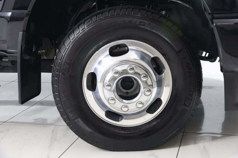 2024 Ford F-350 Super Duty Platinum