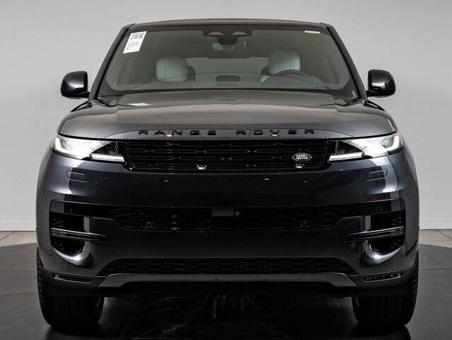 2026 Land Rover Range Rover Sport P360 SE