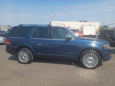 2017 Lincoln Navigator Select