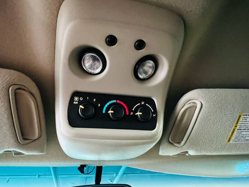 2003 Chevrolet Tahoe LS