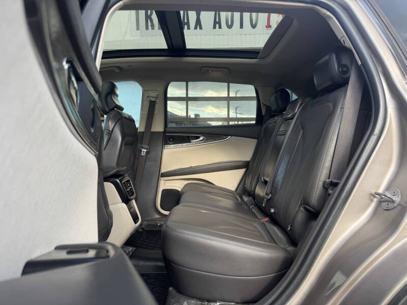 2019 Lincoln Nautilus Reserve