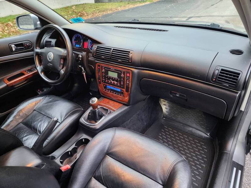 2003 Volkswagen Passat W8 4Motion