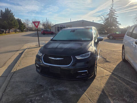 2022 Chrysler Pacifica Hybrid Limited