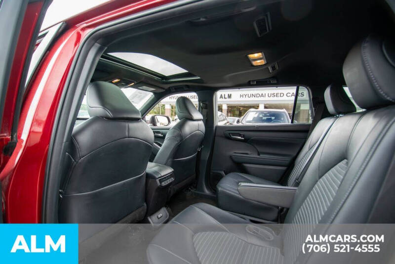 2023 Toyota Highlander XSE