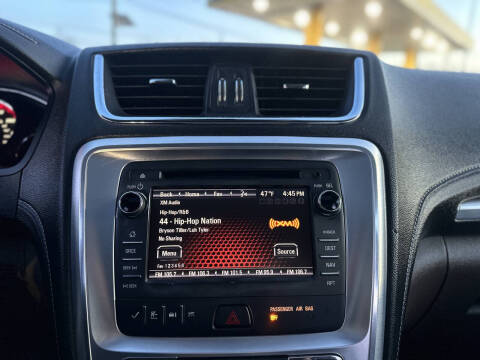 2015 GMC Acadia SLT-1