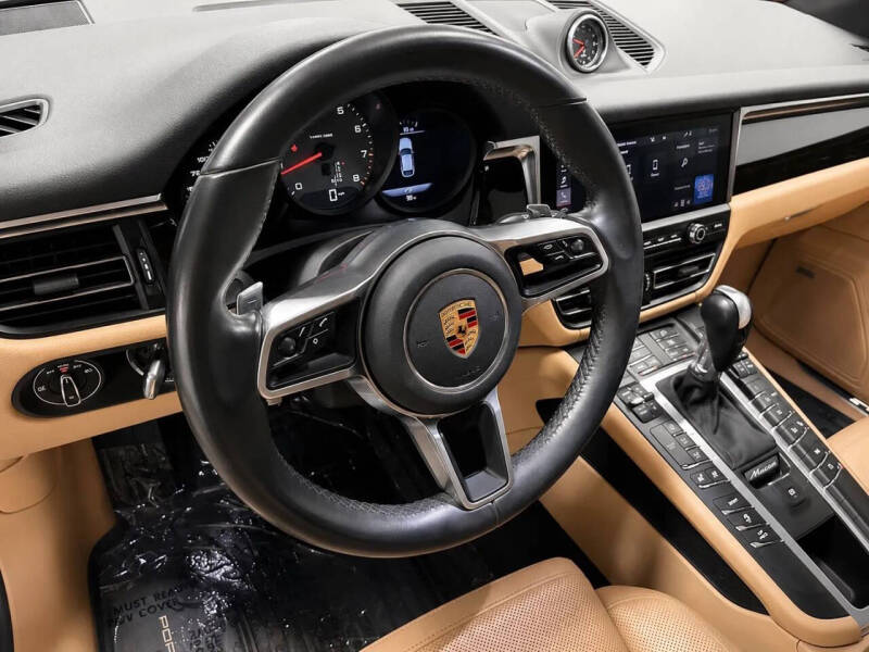 2020 Porsche Macan S