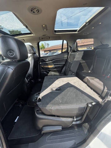 2019 GMC Acadia Denali