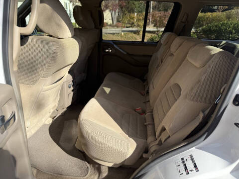 2011 Nissan Pathfinder SV