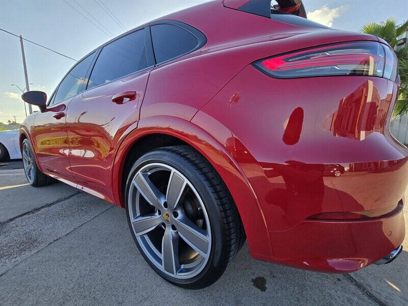 2022 Porsche Cayenne S