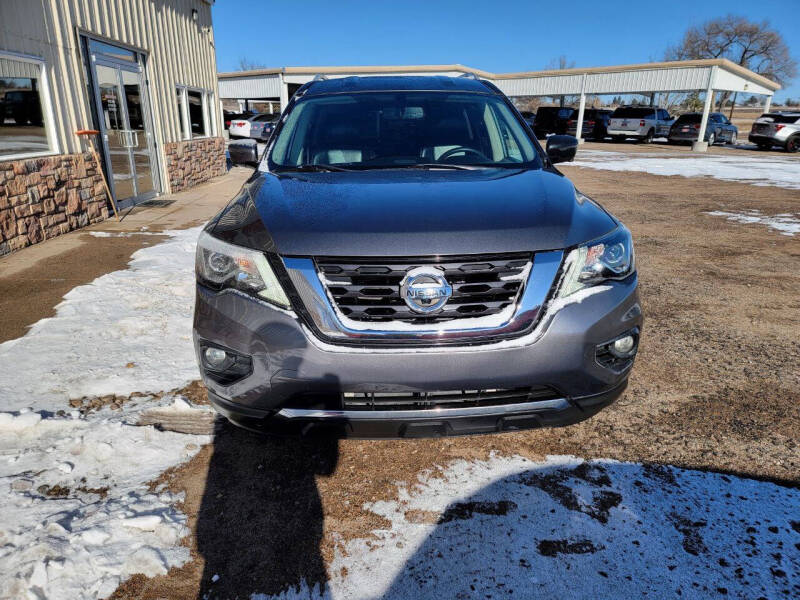 2019 Nissan Pathfinder SL