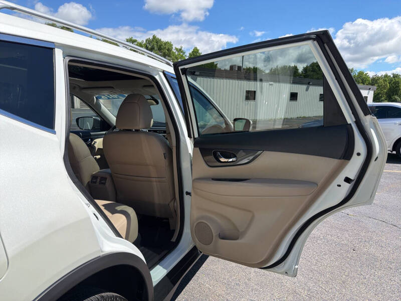 2016 Nissan Rogue SL