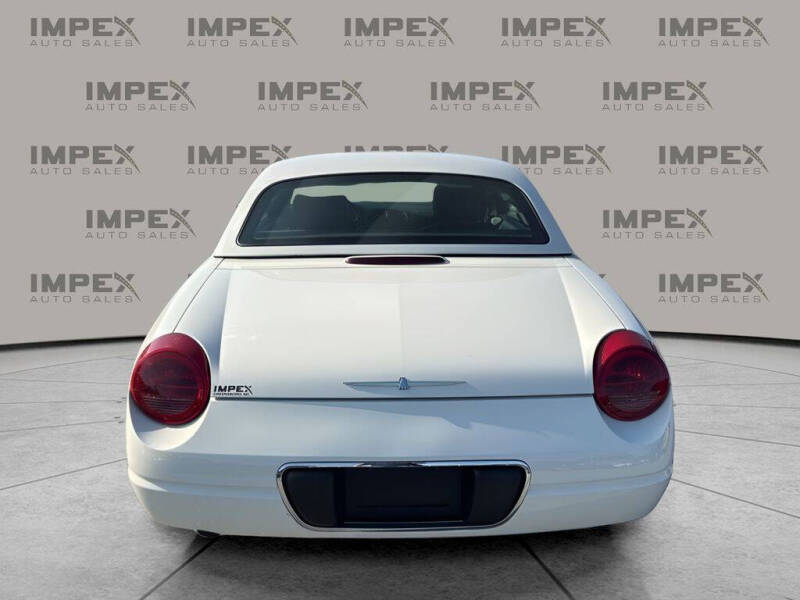 2002 Ford Thunderbird Deluxe