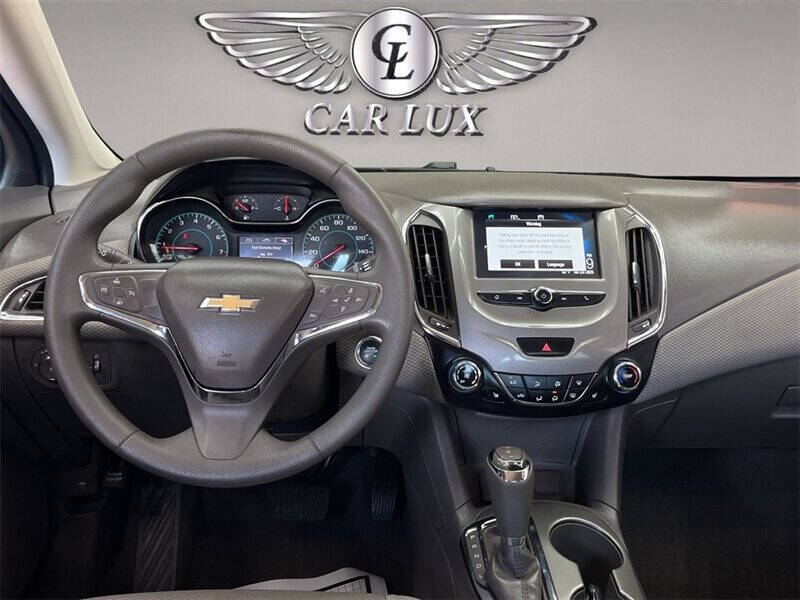 2018 Chevrolet Cruze LT Auto