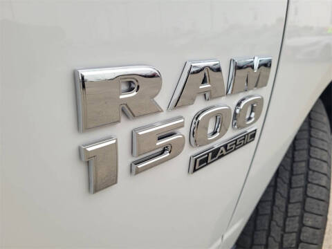2024 RAM 1500 Classic SLT