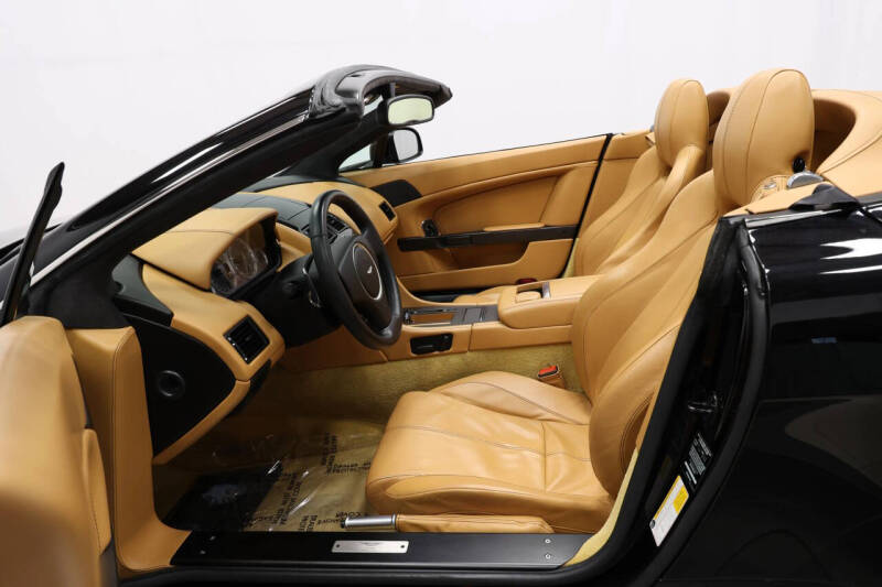 2012 Aston Martin V8 Vantage Roadster