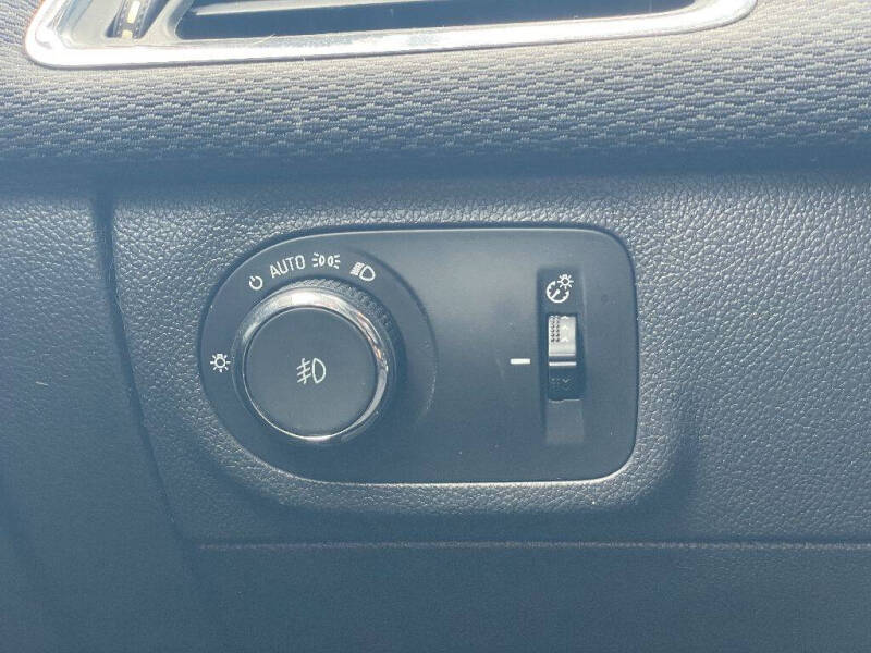 2017 Chevrolet Cruze LT Manual