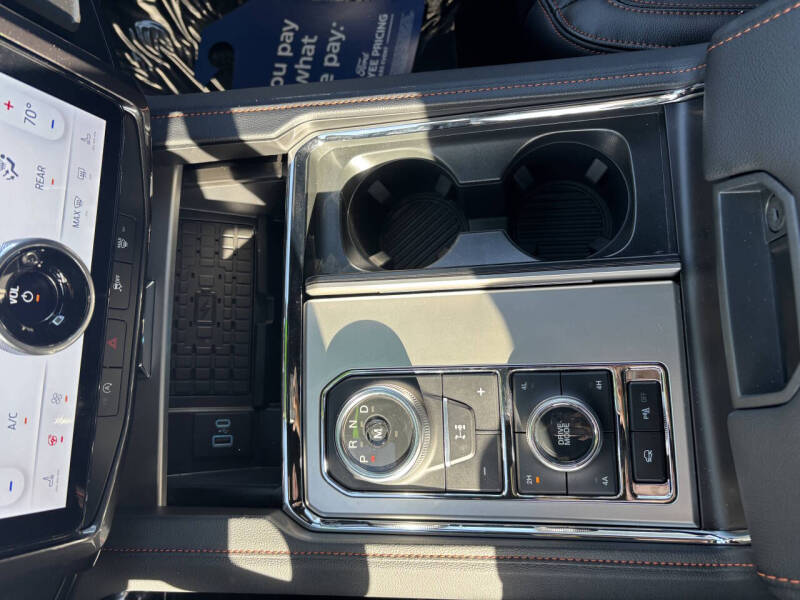 2024 Ford Expedition Timberline