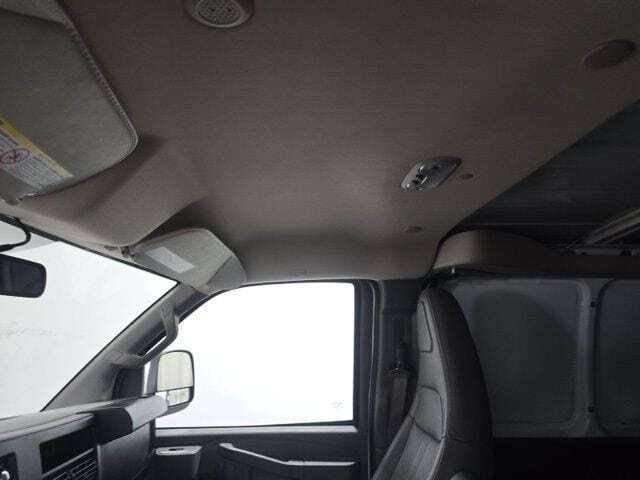 2023 GMC Savana 2500