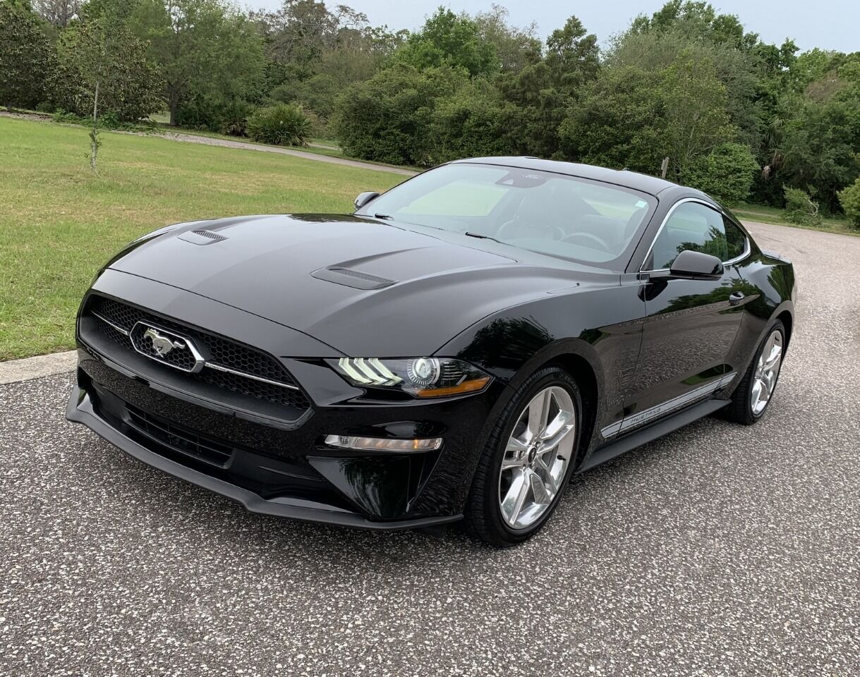2021 Ford Mustang 32