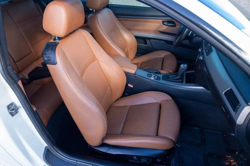 2011 BMW 3 Series 335i