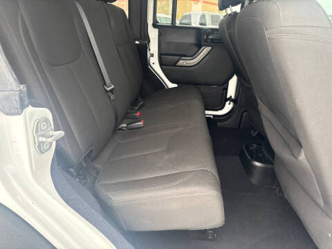 2017 Jeep Wrangler Unlimited Sport