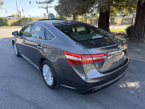 2013 Toyota Avalon Hybrid